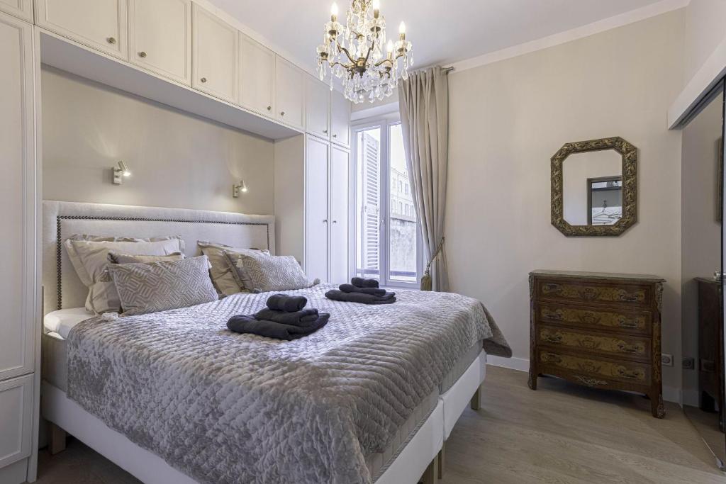 Appartement De Luxe, Meynadier by Halldis - 4