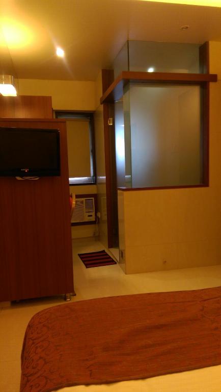 Hotel Sai Sanidhya photo
