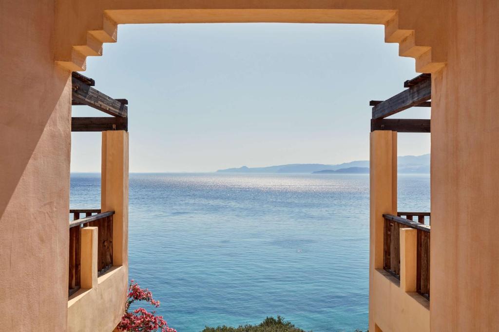 Candia Park Village 外観