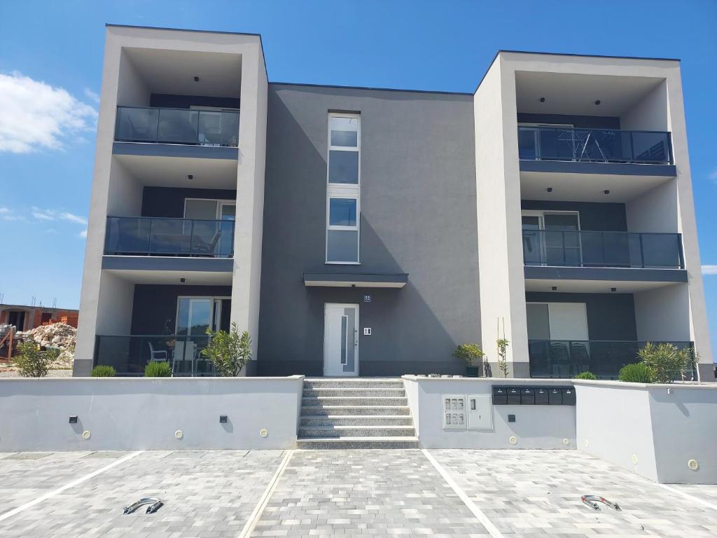 Apartments with parking space Rogoznica - 22157, Rogoznica