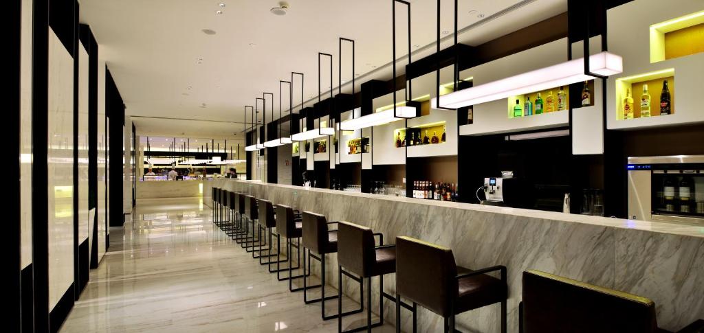 Bar/lounge