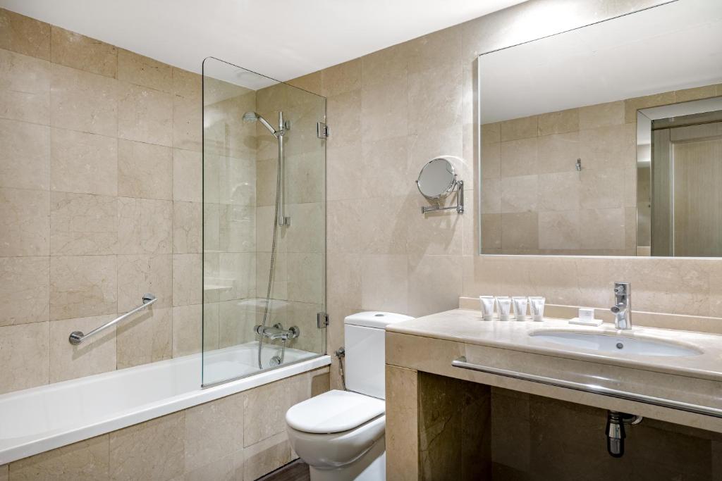 AC Hotel Victoria Suites by Marriott - 4