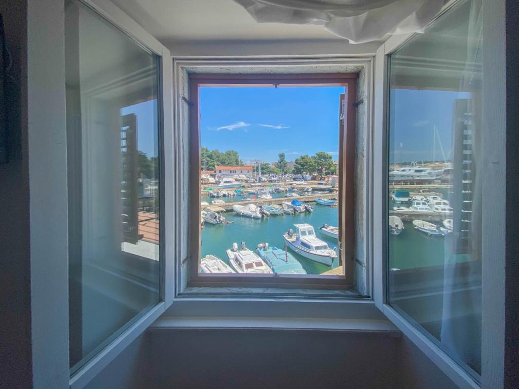 Demark Room 1, Novigrad – Istrie