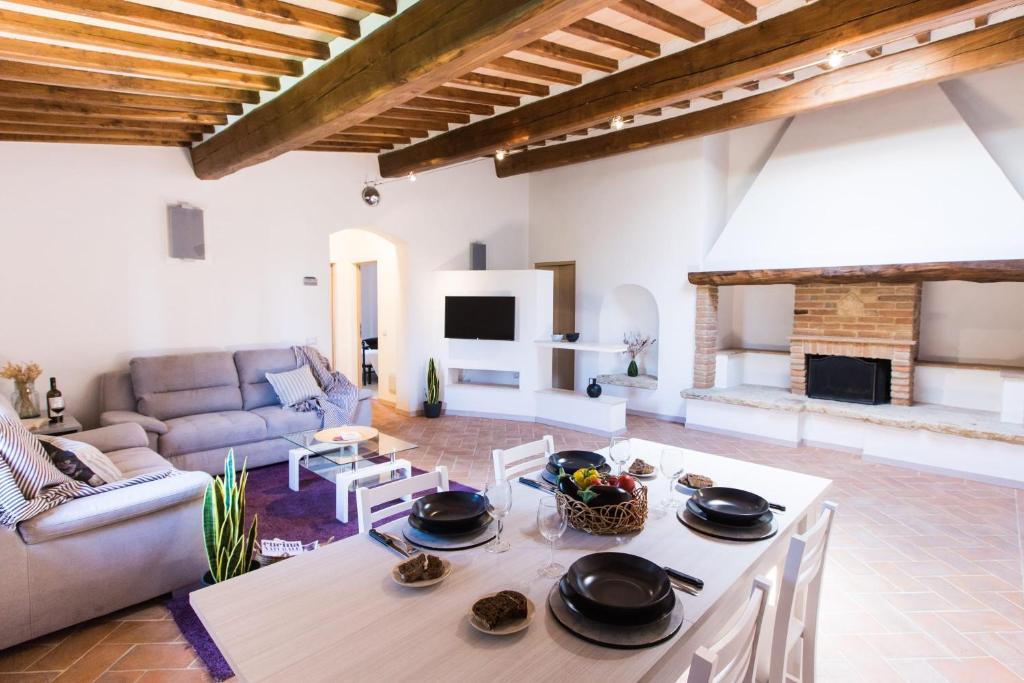 Castellaccia contemporary country house - 2