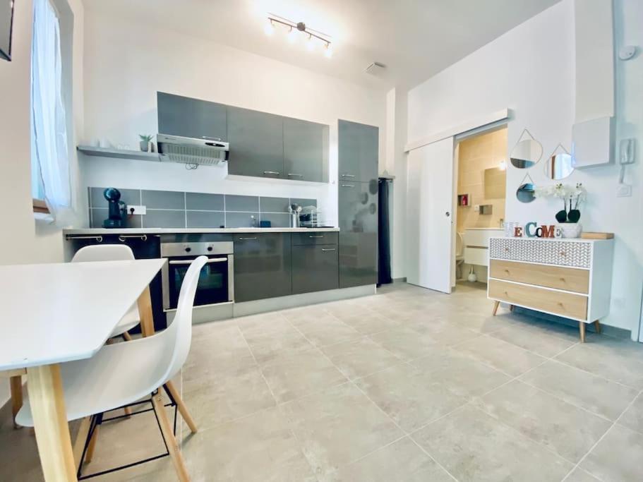 Grand studio pour 2 Perpignan Bir Hakeim - 5