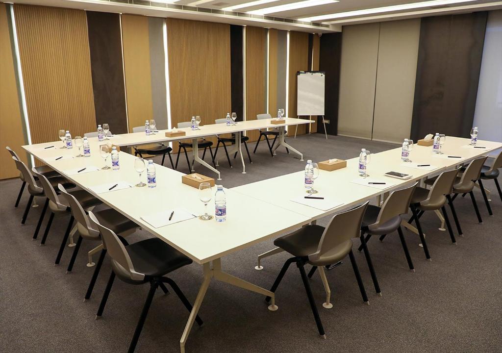 Sala de reuniões / Salões de baile