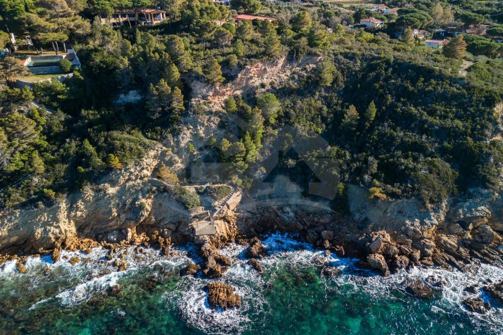 Villa Madonna delle Grazie con accesso privato al mare - Goelba - 2