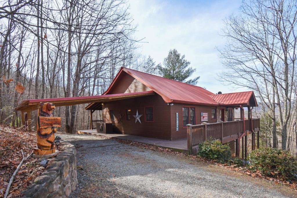 Cashes Mountain View, Cherry Log