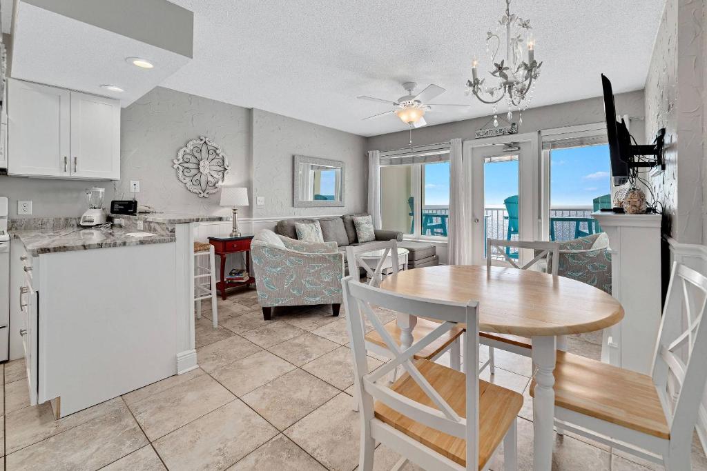 Boardwalk 1084, Gulf Shores