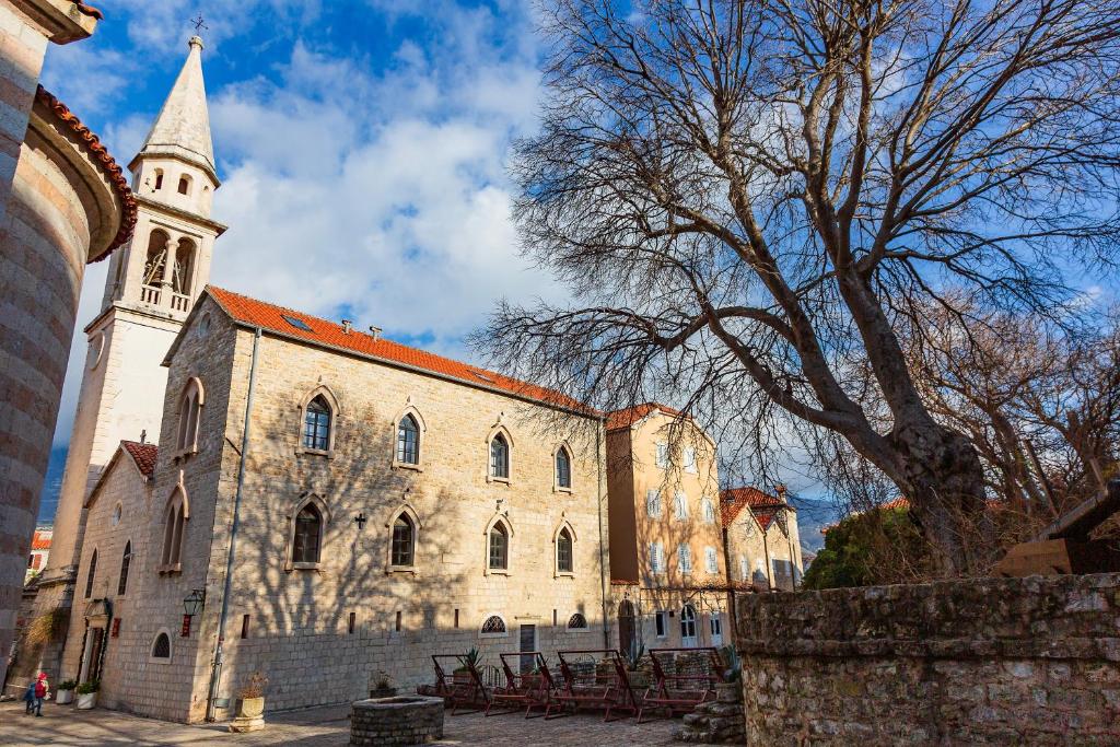 Basilica Apartments - 2