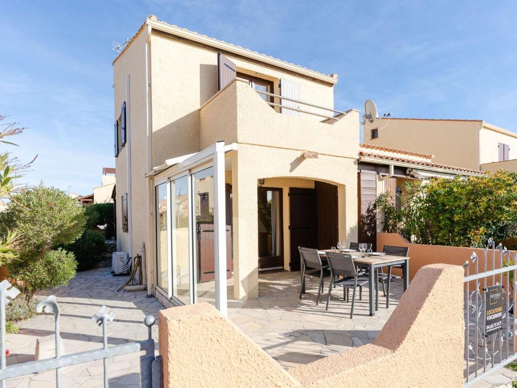 Pavillon T3 avec piscine, climatisation et parking à Narbonne-Plage - FR-1-409-248 - 2