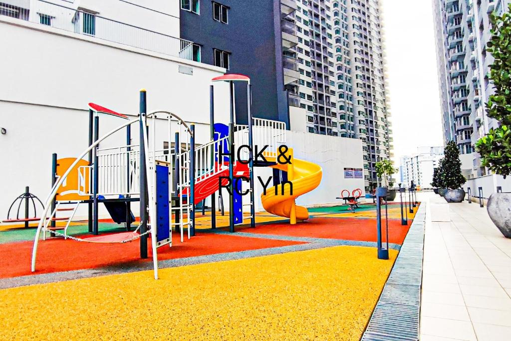 Playground, Lovely Family Suites at Razak City by HCK in Kuala Lumpur
