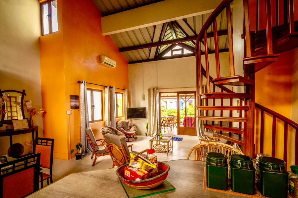 Charming Condo, Riviere Noire