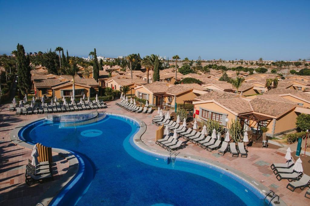 Maspalomas Resort by Dunas — Swimming pool in Maspalomas, Canary Islands
