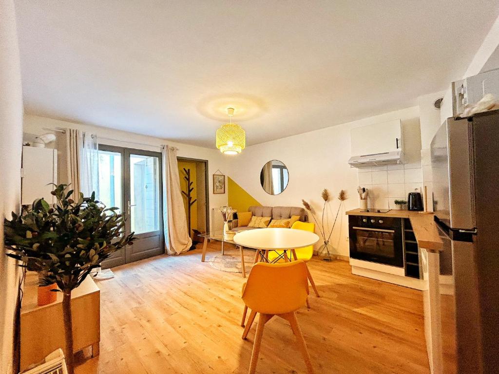 Cosy Ocre - 5