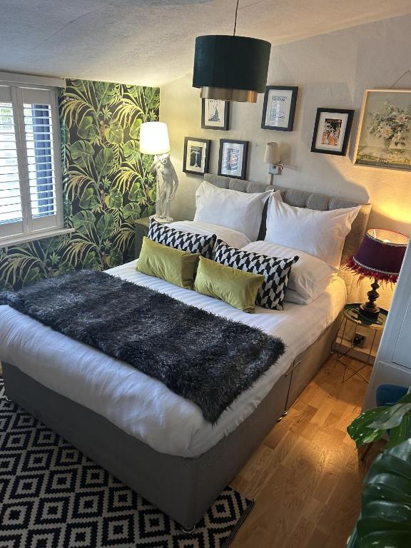 Maison Claire, Chester