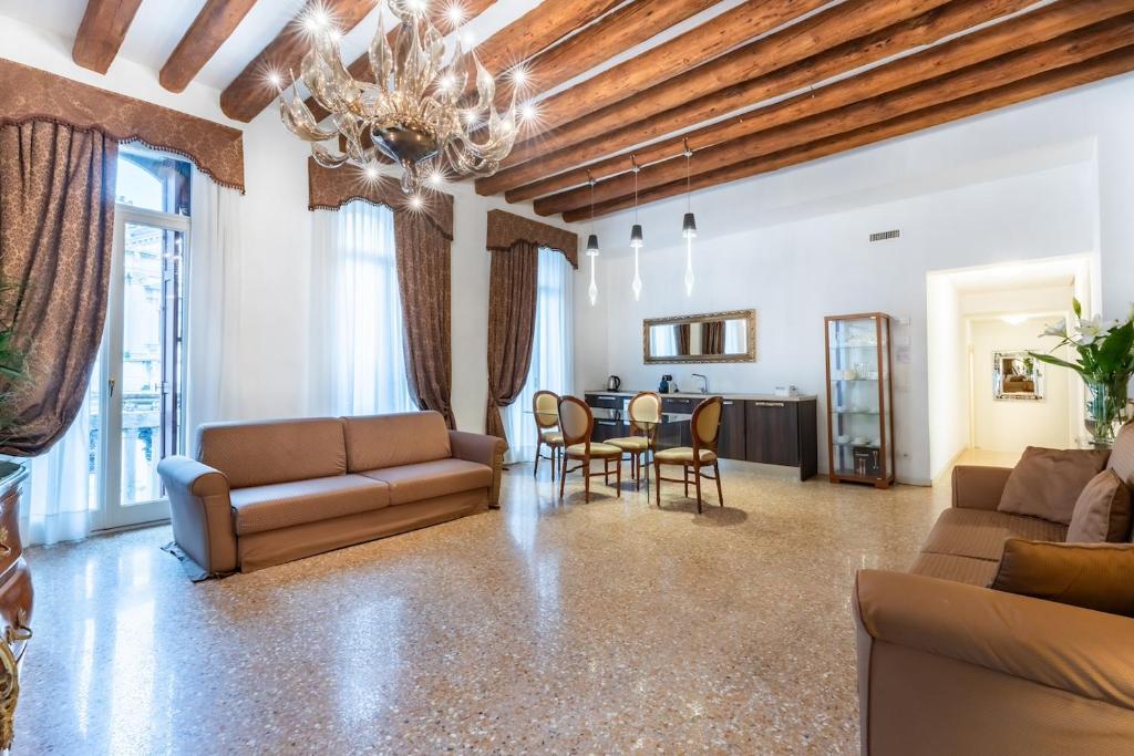 San Teodoro Palace - Luxury Apartments - 3