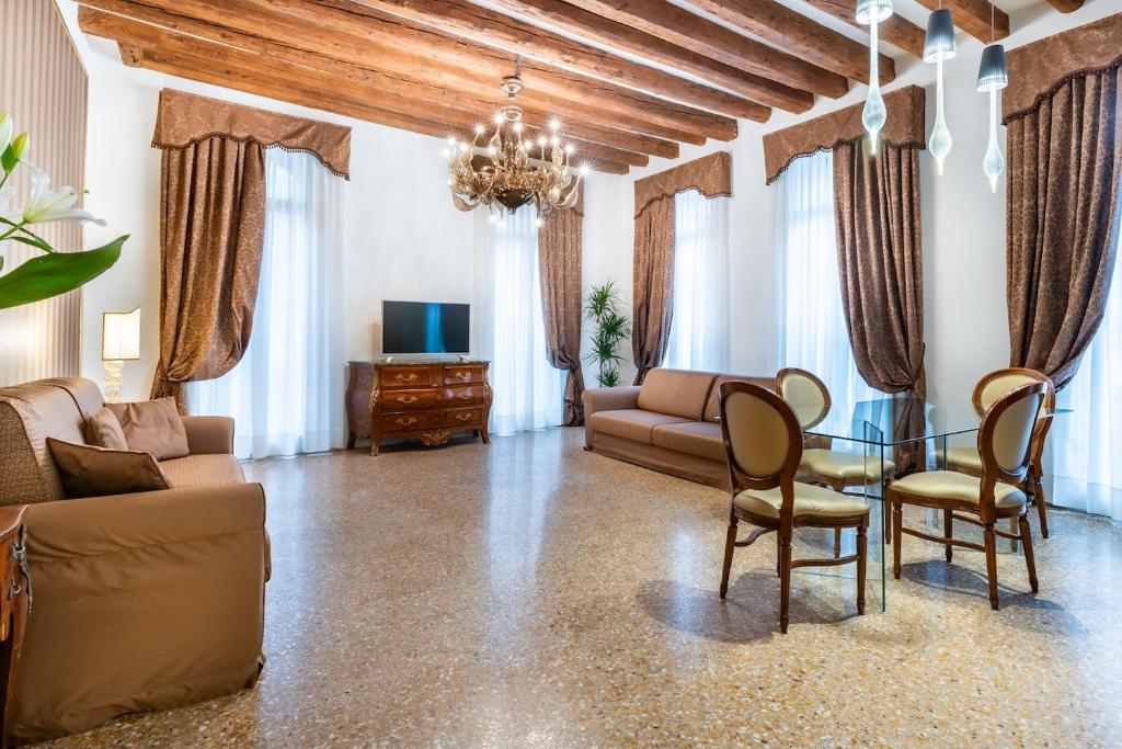 San Teodoro Palace - Luxury Apartments - 5