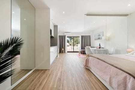 Vilamoura new style apt piscina wifi, Vilamoura