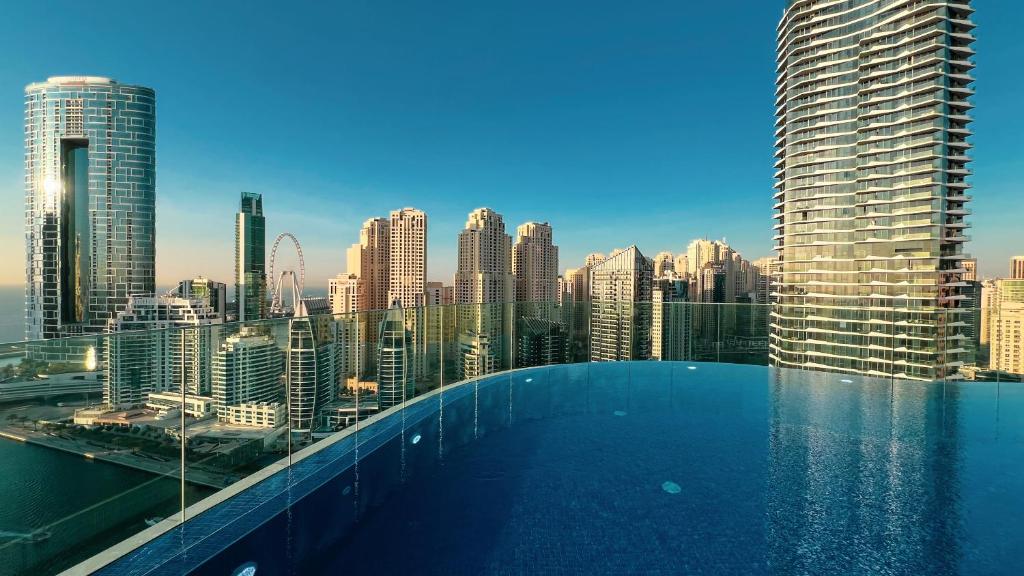 Luxurious new studio in Marina, Dubaj