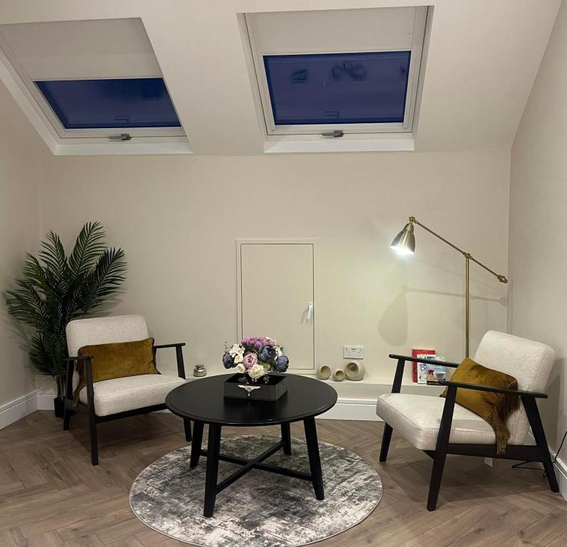 Attic Room in Citywest, Dublino