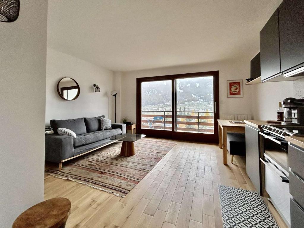 Studio cabine 4 pers avec balcon, près commerces et navette gratuite - 2