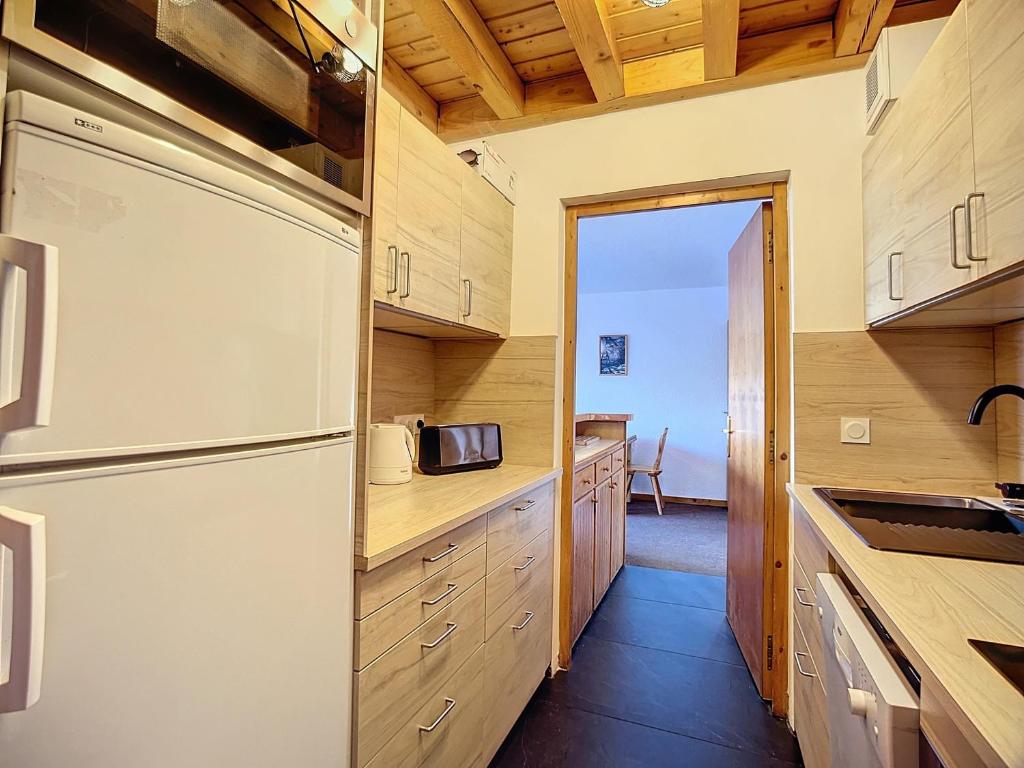 Appartement Ski-in/Ski-out avec Parking privé et Wi-Fi à Méribel - 4