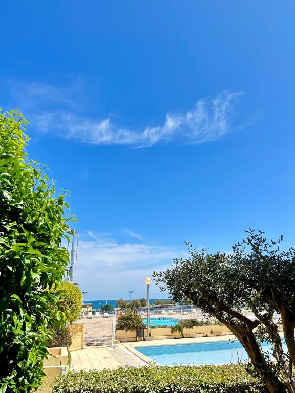 Le Mahana, vue mer, à 50m de la plage - 2