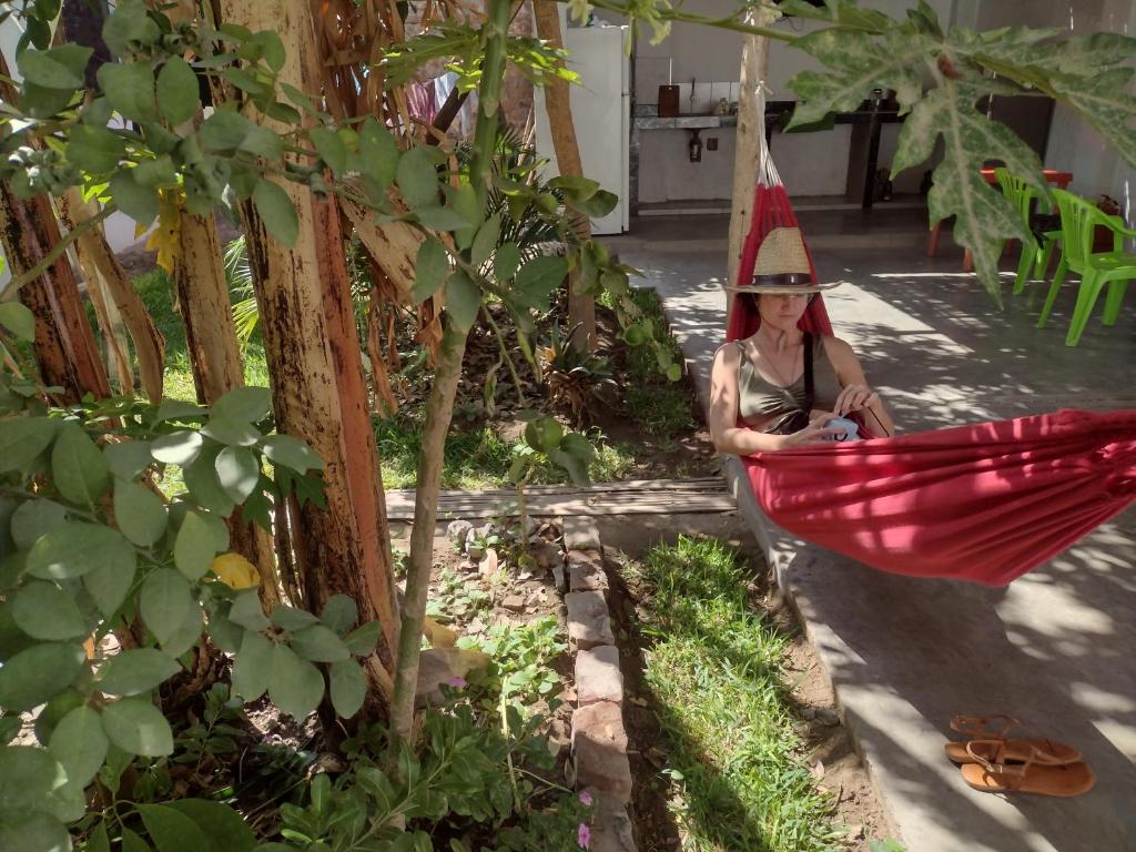 flying monkey hostel, Nazca