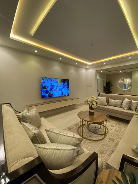 Hittin’s Apartment, Rijád