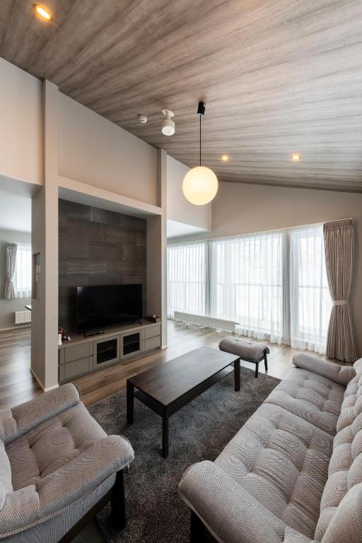 LOVES ONLY YOU -Ezo Fuji foothills-, Makkari