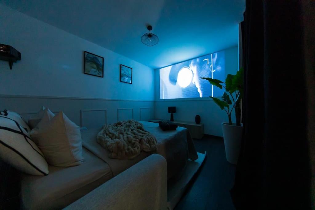 CineHome - 5 min Tours centre-Parking/Tram au pied - 4