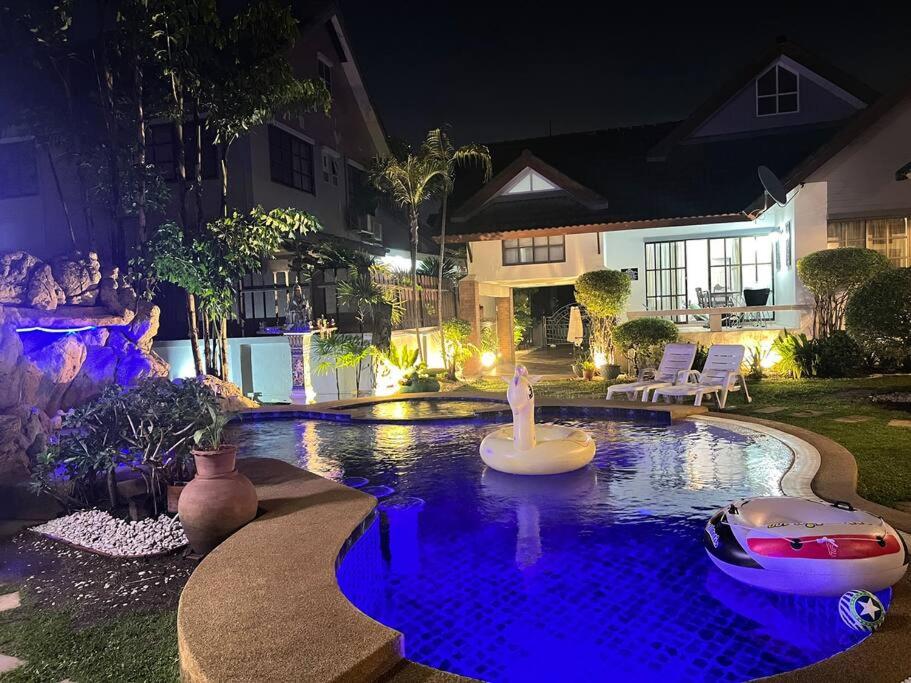 sweetheart, Nong Prue