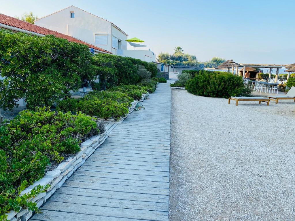 Hyeres studio les pieds dans l eau Au Grand Sud 전경