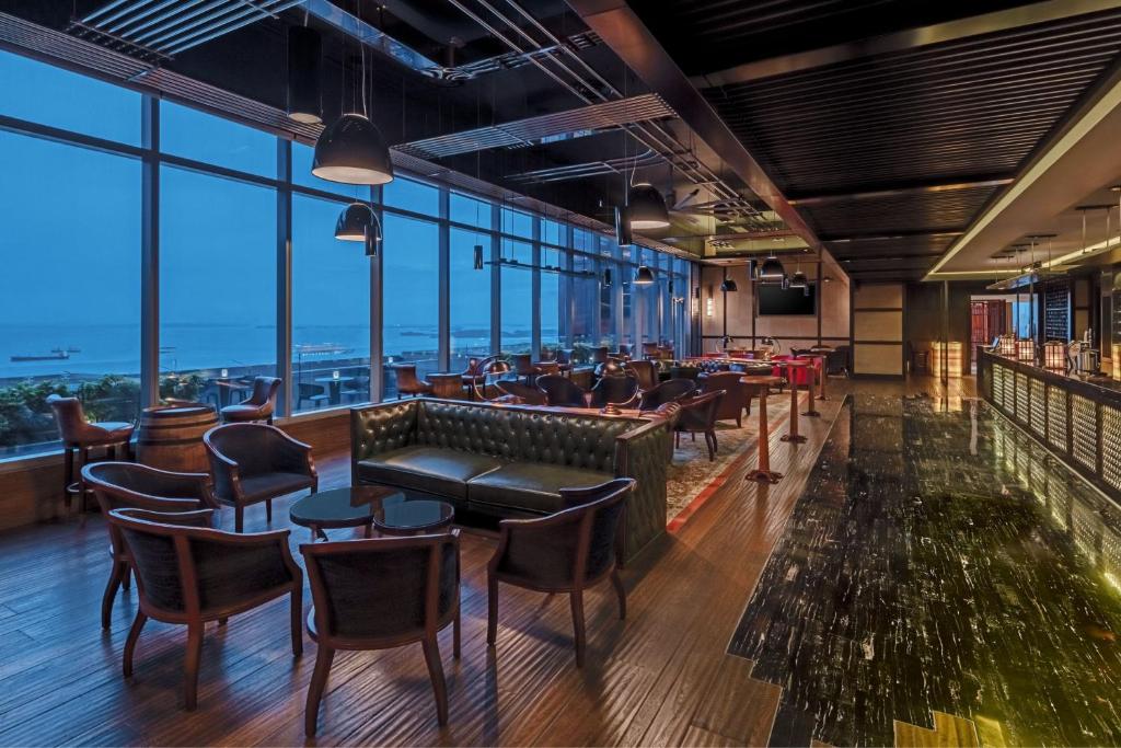 Bar/lounge