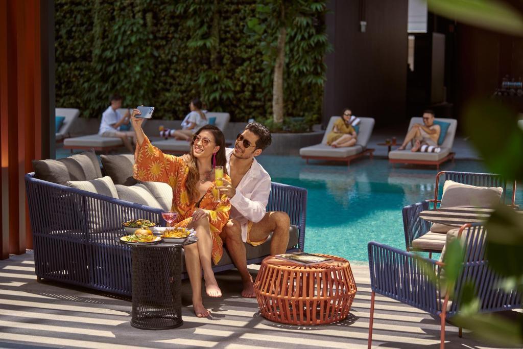 Swimming pool