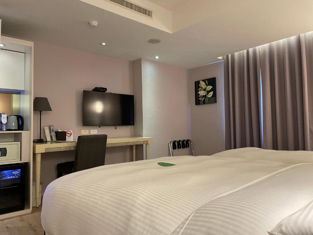 Taipei Forward Hotel Additional