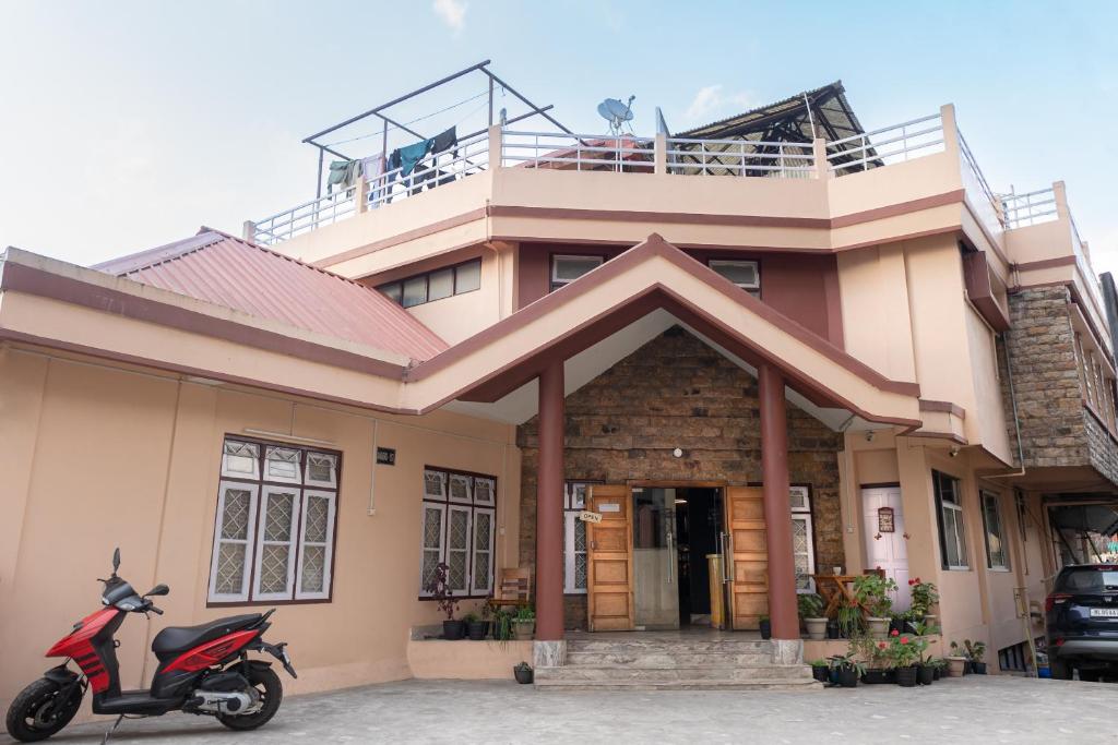 Exterior view, Living Roof in Shillong