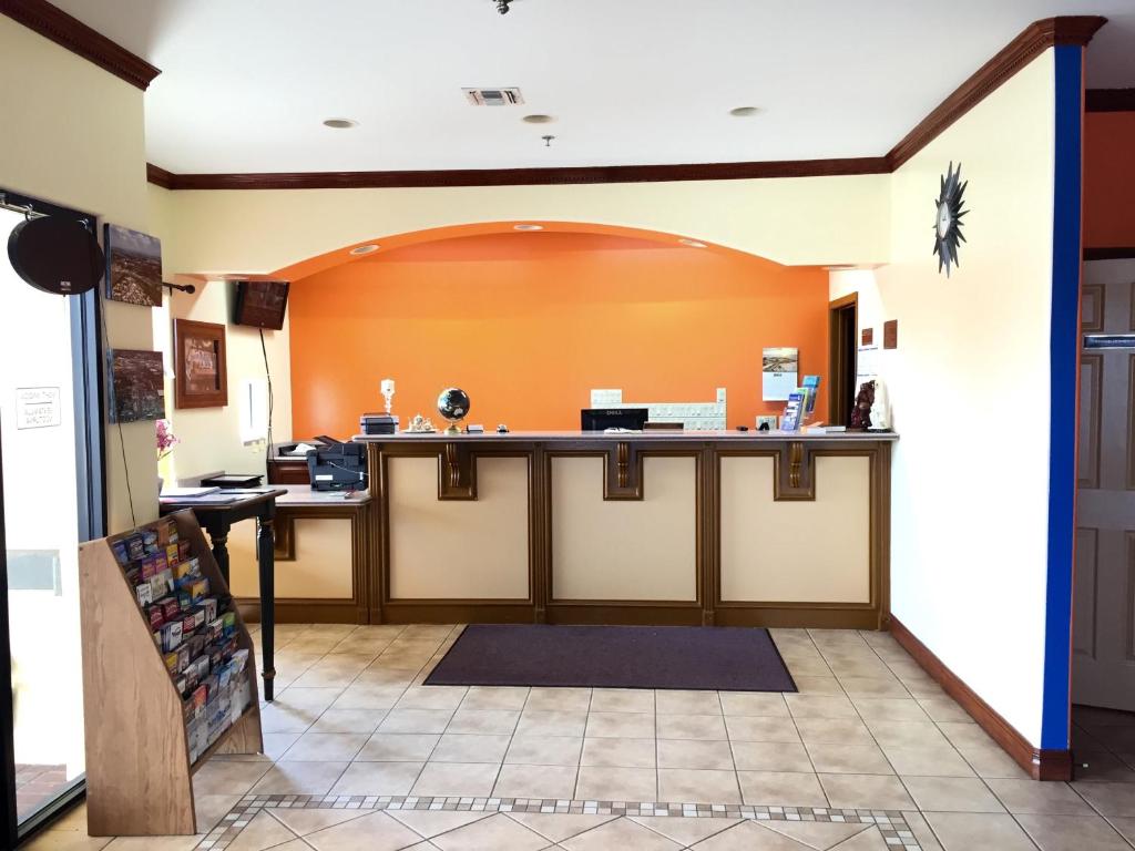 Boca Chica Inn and Suites photo
