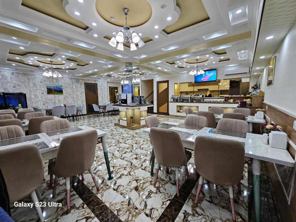 Hotel Sharq 외관
