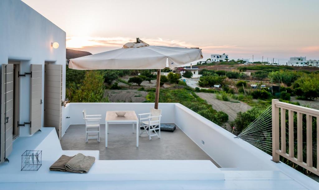 Milia Gi Suites photo