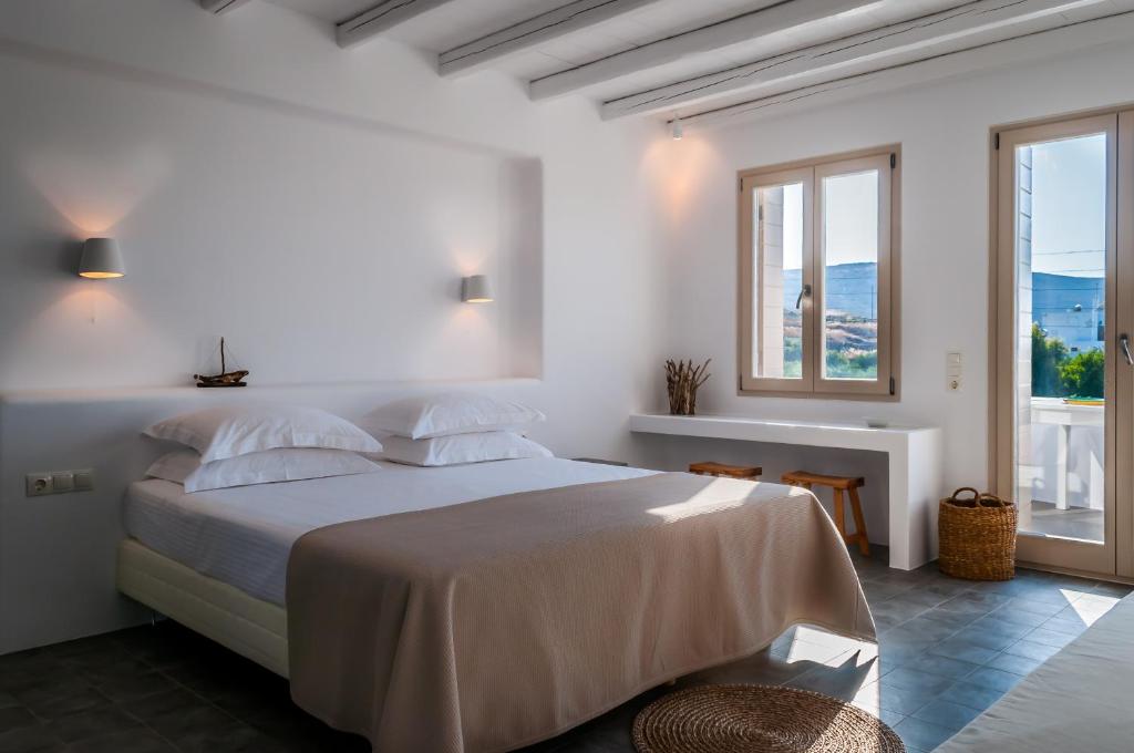 Milia Gi Suites photo