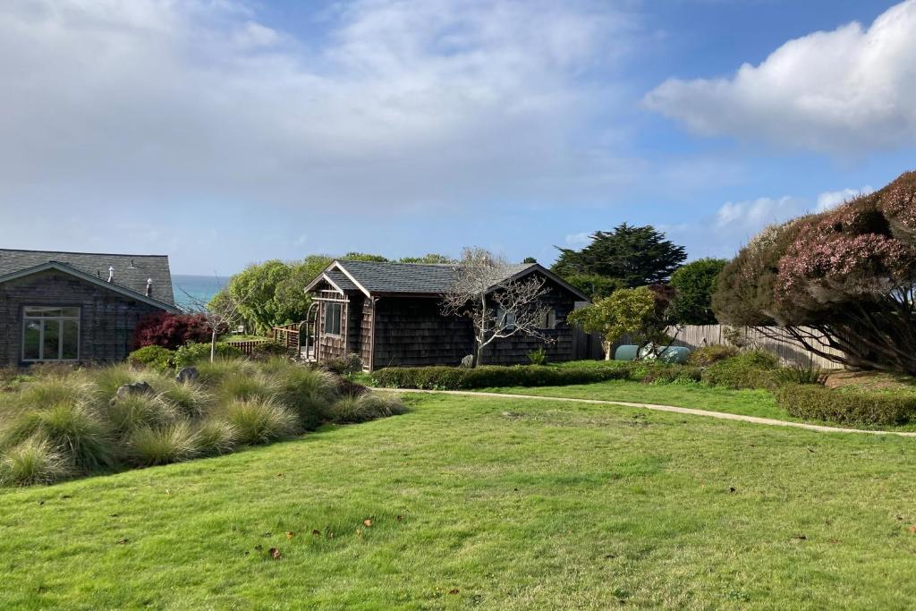 Perched on the Bluff - Casita, Mendocino