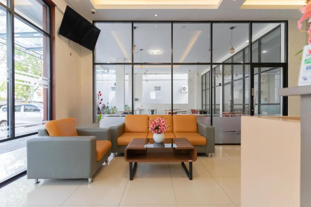 Lexus Hotel Medan