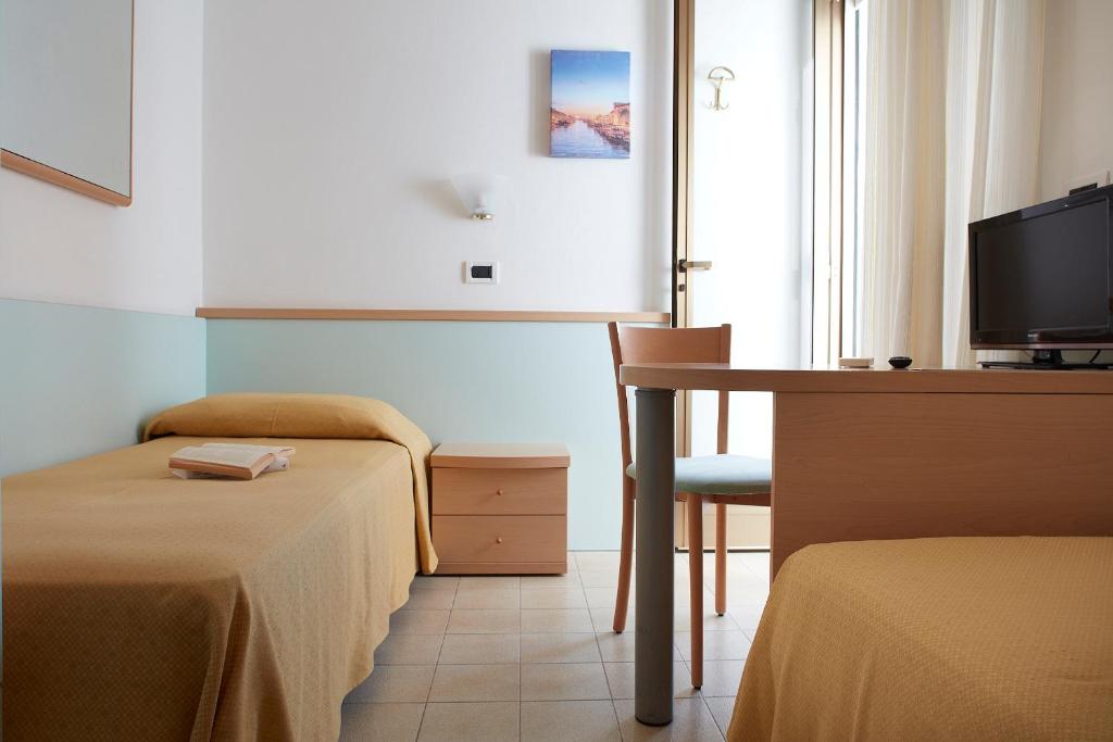 Egyágyas szoba erkéllyel