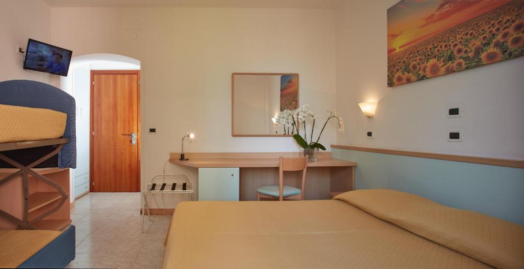 Négyágyas szoba erkéllyel