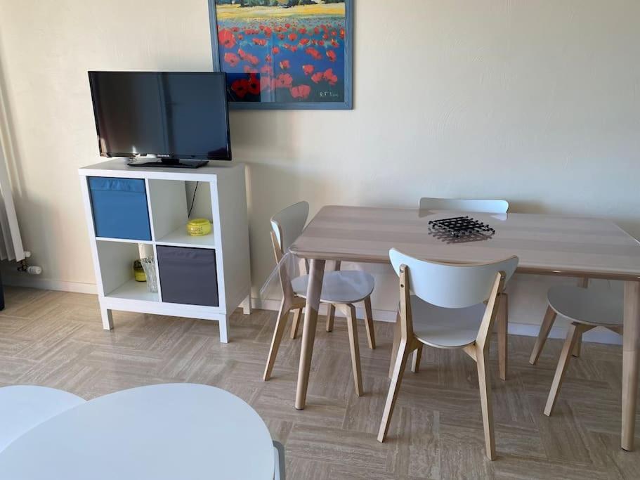 Joli appartement calme avec vue piscine - 5