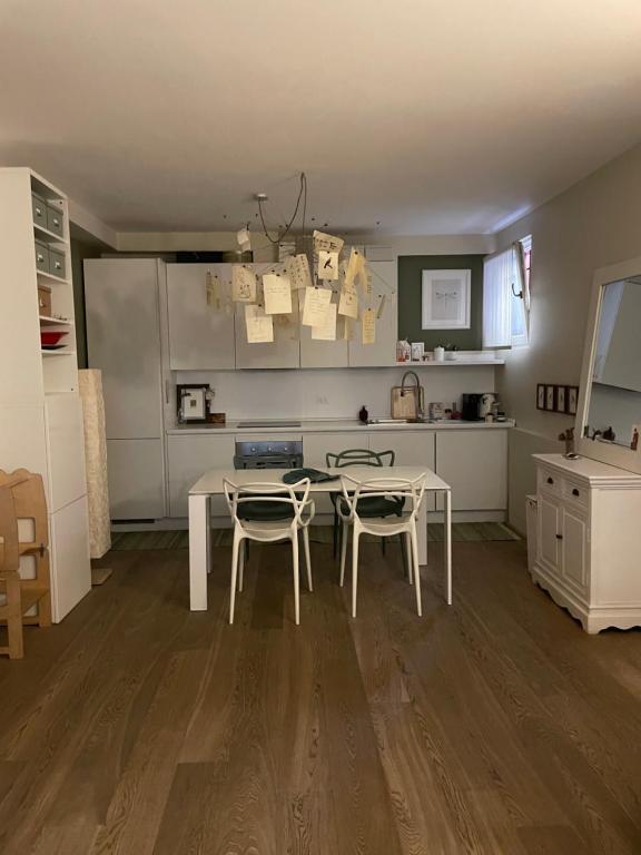 Casa con giardino di fronte al parco - 2