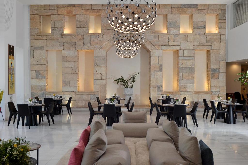 Restaurant, Athenaeum Grand Hotel in Athens