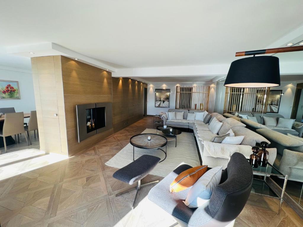 Exclusive Comfy Apartment in Central Crans-Montana - 3